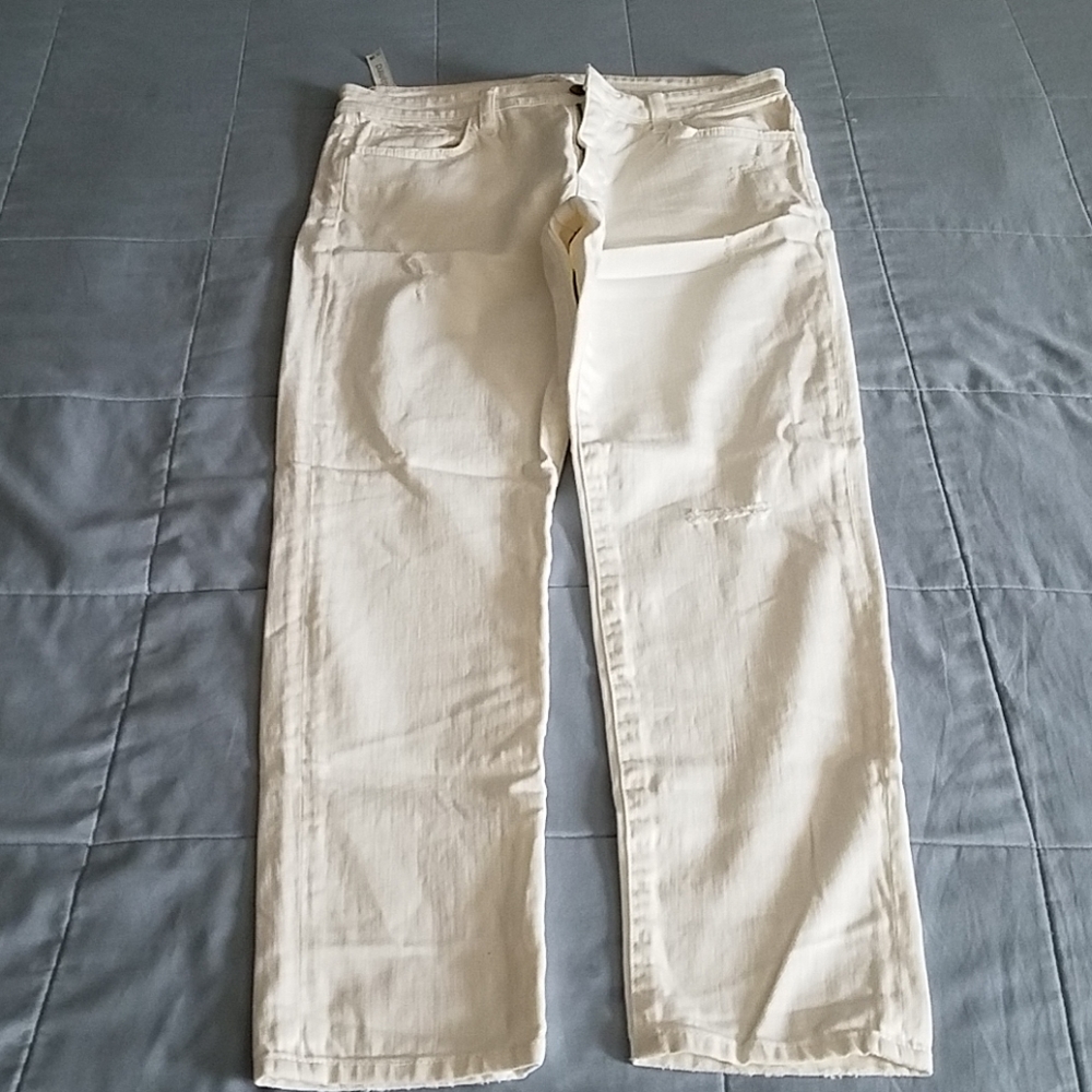 NWT ELSE WHITE DENIM JEANS. SIZE 26